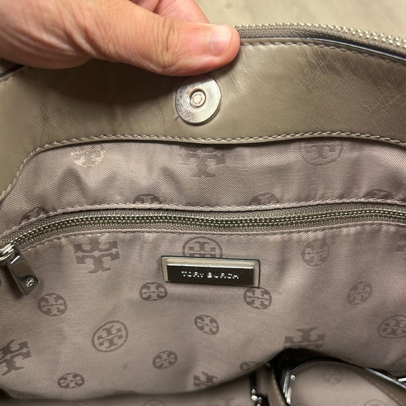 Tory Burch Robinson Woven Multi Tote French Grey Bag - Picture 8 of 10